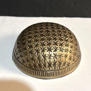 Bombay Vintage Paper Weight